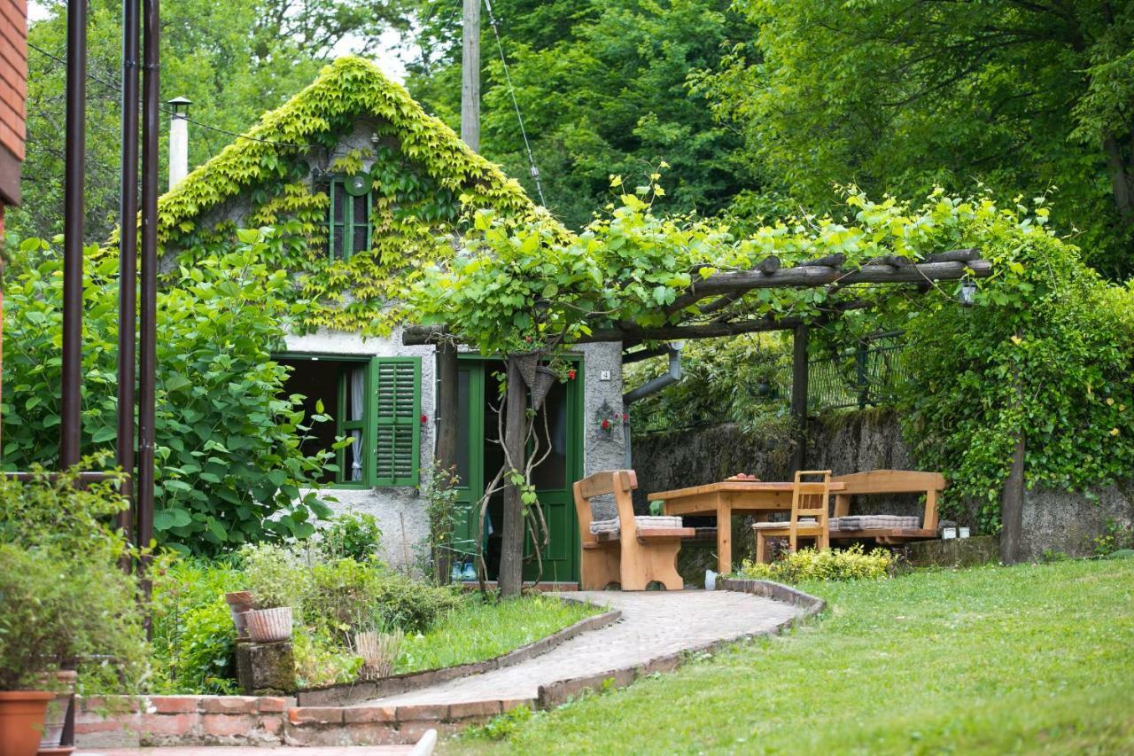Holiday Home Modric Otočac Exteriör bild