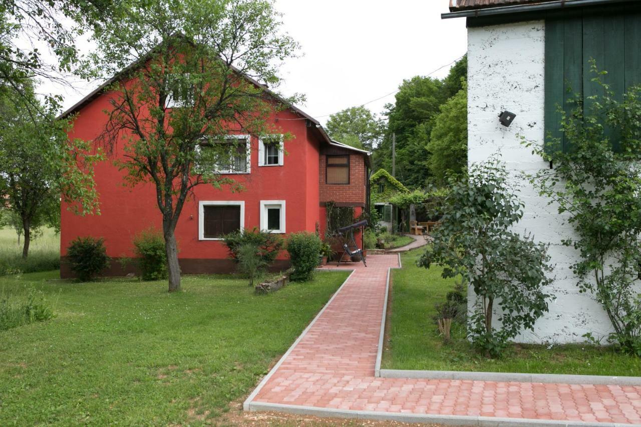 Holiday Home Modric Otočac Exteriör bild